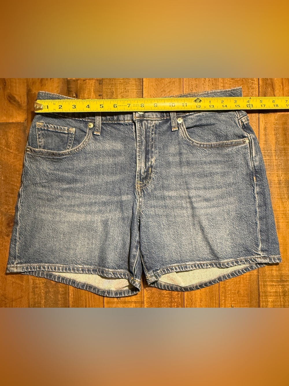 GAP Denim 5” Shorts Size 4 Dark Wash UltraSoft Stretch Denim - Picture 3 of 11